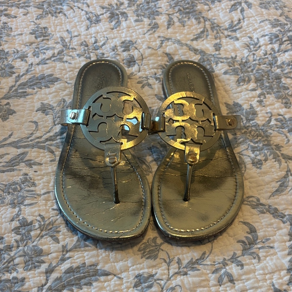 Tory Burch Silver Metallic Thong Sandals